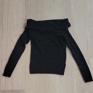 H&M Elegant Black Off-Shoulder Sweater